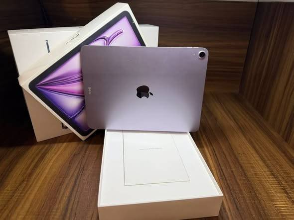 Used l Apple iPad Air 11-inch l M3 Chip