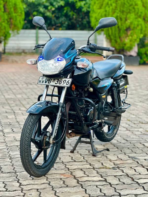 Bajaj discovry for sale