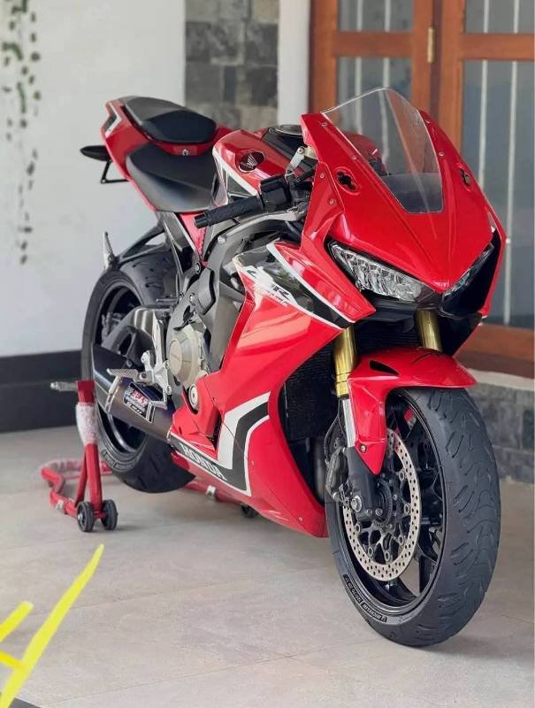 HONDA CBR 1000 rr for sale