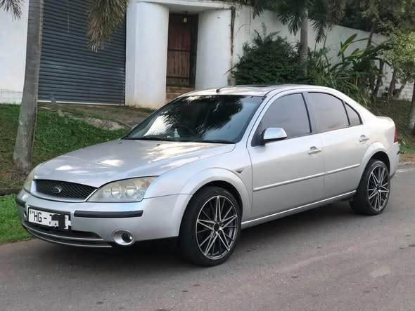 FORD MONDEO 2001