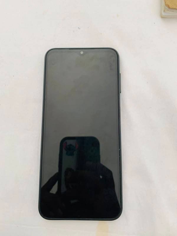 Samsung Galaxy A14...