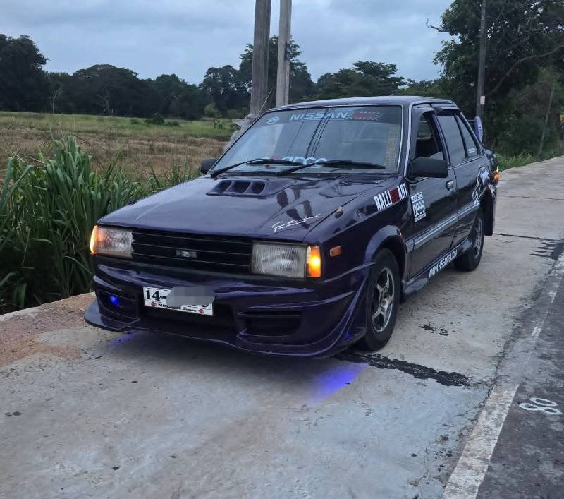 Nissan sunny B11 for sale