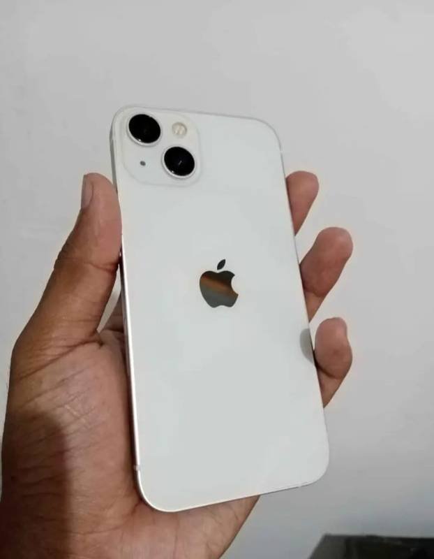 iPhone 13