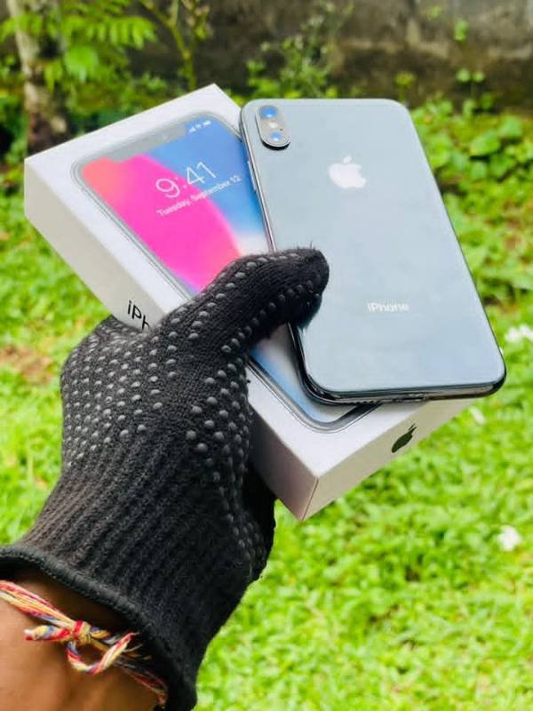 I phone x -
