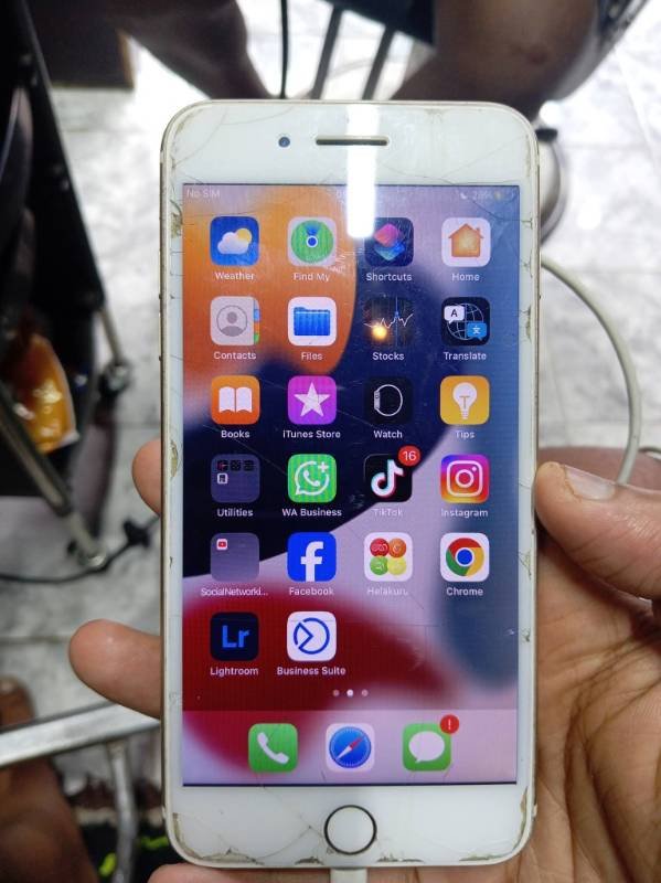 I phone 7+ for sale