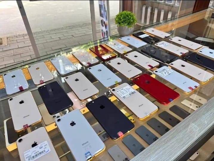 iPhone 8