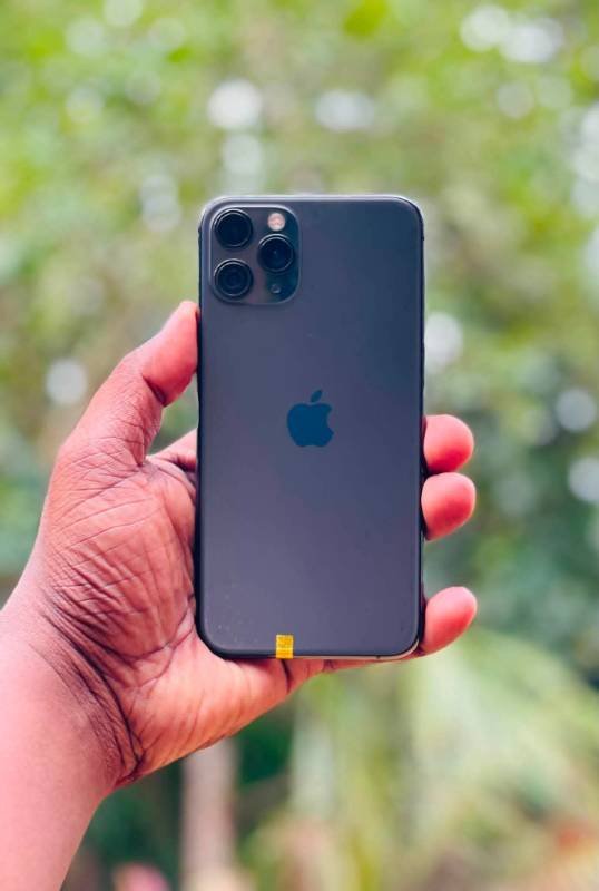 I phone 11 for sale
