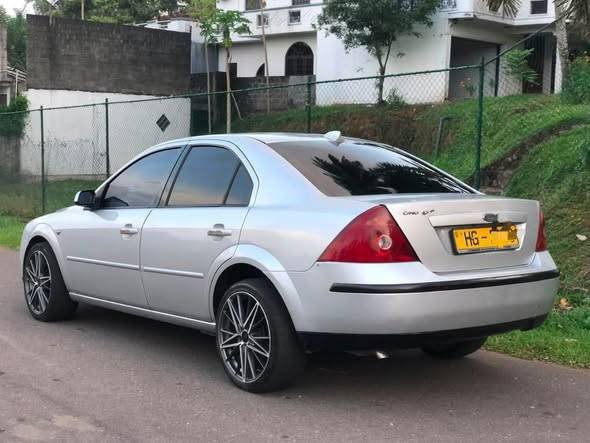 FORD MONDEO 2001
