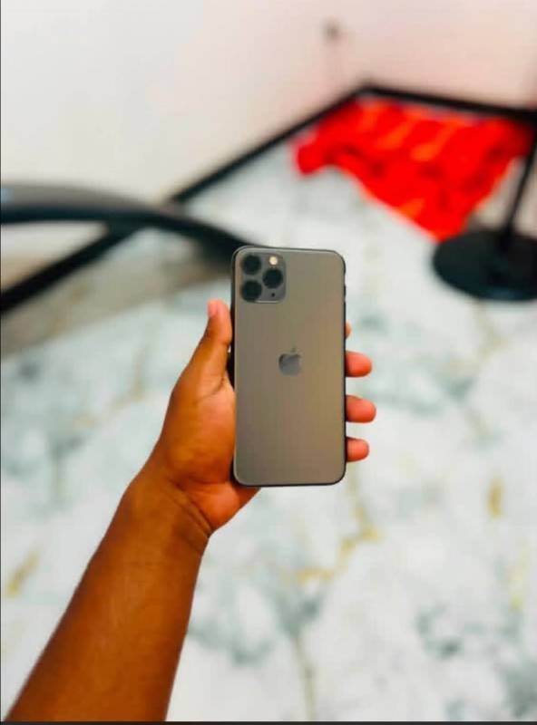I phone 11 pro for sale