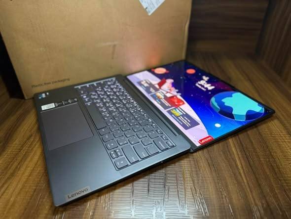 Lenovo Yoga Slim 6 l Model 14IAP8 l Intel Core™ i7 1260P