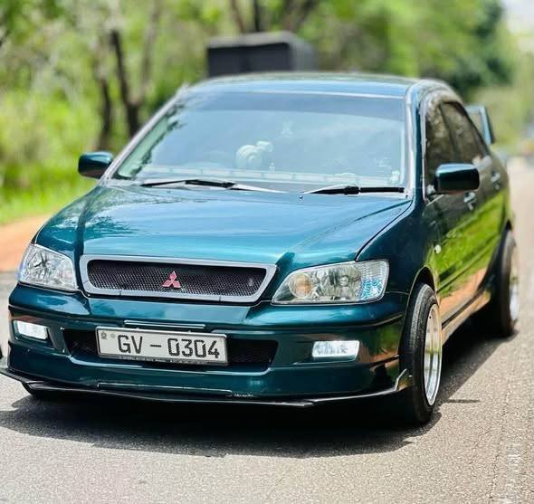 Mitsubishi Lancer CS1