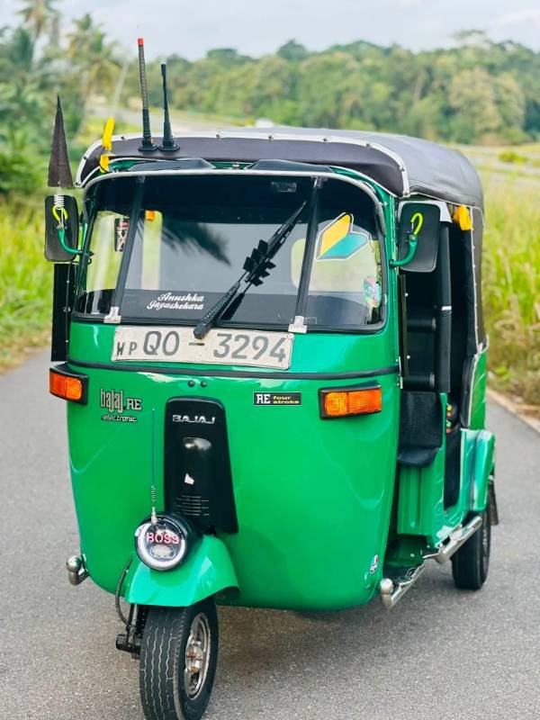Bajaj Threeweel for sale