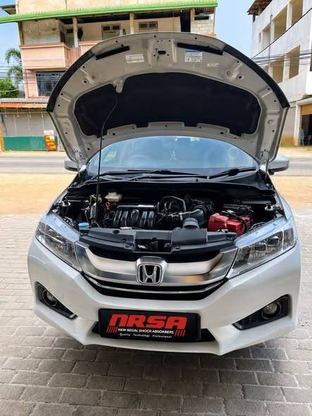 Honda Grace Front Shock Absorbers Refurbished Successfully
