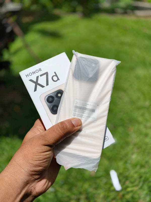Honar x7d
