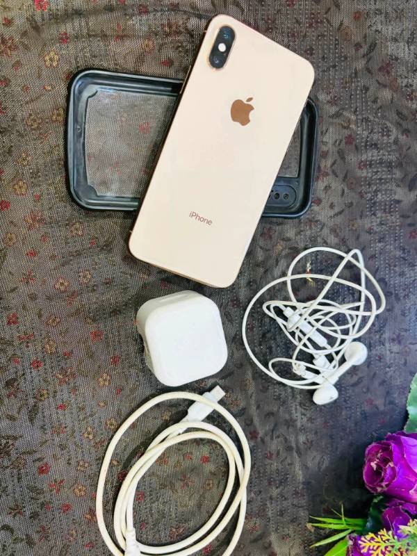 I phone xs
