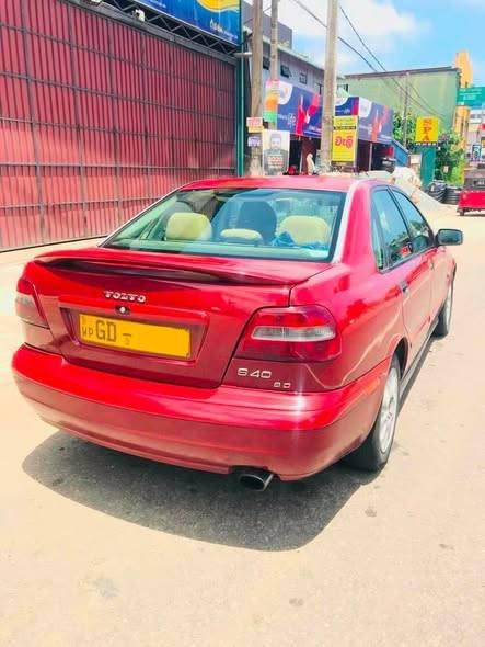 Volvo S40