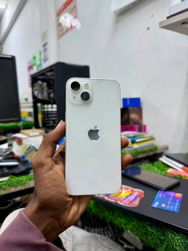 iPhone 13